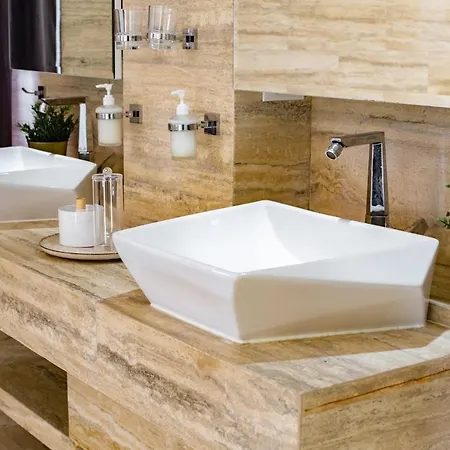 Thome Vlaicu Penthouse Apartment *